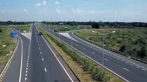 12 dự án cao tốc Bắc-Nam: Chính phủ kiến nghị Nhà nước đầu tư và nhượng quyền thu phí
