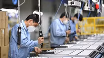 Dịch COVID-19 bùng phát kéo GDP quý III/2021 giảm 6,17%