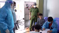 Thu giữ nhiều hung khí tại nơi ở của đối tượng mua bán ma túy