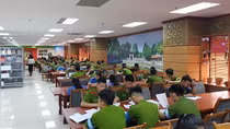 Đội tuyển Thư viện Học viện CSND thi giới thiệu sách về Đảng, Bác Hồ