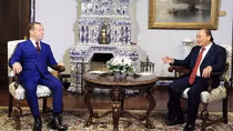 Chủ tịch nước Nguyễn Xuân Phúc hội kiến Phó Chủ tịch Hội đồng An ninh Nga Dmitry Medvedev