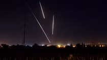 Israel bắn phá kho vũ khí nghi của Iran ở Syria