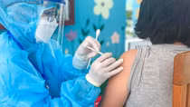 Bệnh viện Bạch Mai vào Thanh Hóa xử lý sự cố tiêm vaccine phòng COVID-19