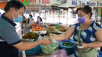Tăng áp lực mua sắm tại hệ thống phân phối hiện đại và chợ đầu mối