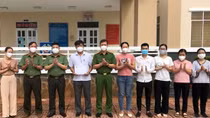 Tiêm vaccine phòng COVID-19 cho nhân dân huyện Côn Đảo
