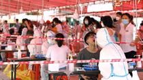 Một thành phố ở Trung Quốc giãn cách vì COVID-19 ngay trong kỳ nghỉ Trung thu