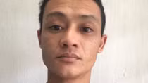 Đóng giả nông dân trồng hoa để bán ma túy