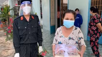 Bình Dương trao hơn 100.000 phần quà đại đoàn kết