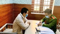 Làm giả giấy xét nghiệm COVID - 19, hai đối tượng bị khởi tố