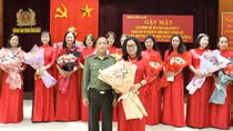 Đảng ủy Công an tỉnh Yên Bái gặp mặt các đồng chí nữ lãnh đạo quản lý nhân dịp kỷ niệm 20/10