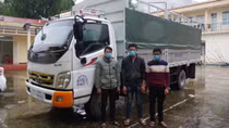 3 thanh niên 9x đi xe không "biển", vi phạm quy định phòng, chống dịch