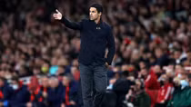 HLV Arsenal "tố" trọng tài sai sót làm lợi cho đối thủ