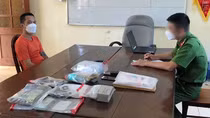 Bắt giám đốc doanh nghiệp vận tải tàng trữ ma túy và súng