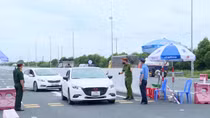 Vận hành "Hành trình không chạm" tại chốt kiểm soát dịch cầu Bạch Đằng