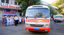 Huế tăng cường thêm 52 y, bác sĩ vào TP Hồ Chí Minh hỗ trợ chống dịch