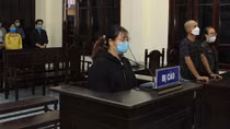 "Bảo mẫu" bạo hành trẻ em ở Thái Bình lĩnh 21 tháng tù