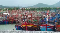 Quảng Bình vừa chống dịch, vừa khẩn trương chống bão Conson