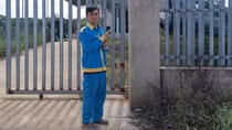 Dò la trong lúc giao hàng, nhân viên đột nhập trộm hàng trăm triệu đồng