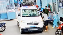Tận tụy giúp đỡ nhân dân gặp khó khăn trong đại dịch