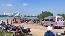 Người đàn ông bỏ lại ô tô nhảy cầu Bến Thủy tự vẫn
