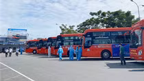 TP Hồ Chí Minh hoán cải 15 xe khách thành xe vận chuyển bệnh nhân COVID-19