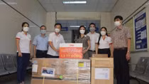 TNG Holdings Vietnam tặng hệ thống xét nghiệm COVID-19 cho bệnh viện dã chiến Hà Nội