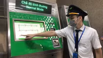 Tàu đường sắt Cát Linh-Hà Đông: Đìu hiu ngày đầu bán vé!