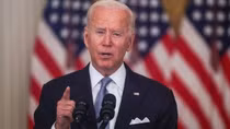 Ông Biden đổ lỗi cho các lãnh đạo Afghanistan sau khi Taliban kiểm soát đất nước