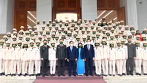 Thủ tướng gặp mặt các đại biểu dự Đại hội Phụ nữ Bộ Công an lần thứ IX