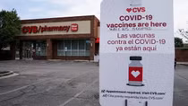 Chuyên gia quốc tế cảnh báo chưa nên tiêm liều bổ sung của vaccine COVID-19