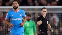 Báo Anh lý giải nguyên nhân Atletico mất người trong cuộc đại chiến với Liverpool
