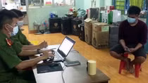 Xe tải vận chuyển 5.800 linh kiện quạt gió không rõ nguồn gốc