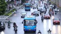 Buýt Hà Nội tìm nhiều cách hút khách, gỡ khó trong mùa dịch COVID-19