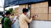 3 xe tải chở hàng hóa không rõ nguồn gốc bị "chặn" tại khu vực biên giới