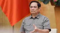 Thủ tướng: Tránh chủ quan, nóng vội mở lại sản xuất, kinh doanh ngay