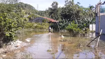 Người dân khốn khổ vì nhà nằm trong quy hoạch dự án bị ngập nước