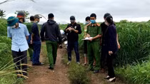 Chở nhau đi săn, một người tử vong nghi do súng bị cướp cò