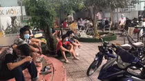 19 người tụ tập tại quán bi-a, chủ quán nghi nhiễm COVID-19