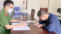 Phạt đối tượng trốn cách ly y tế về thăm vợ, con