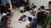 Triệt phá ổ đánh bạc, thu giữ hơn 1 tỷ đồng
