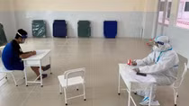 Mạo danh bác sĩ “duyệt” cho tất cả F0 ở khu cách ly về nhà