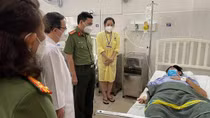 Lãnh đạo Công an TP Hồ Chí Minh thăm, động viên CSKV bị “con nghiện” đâm trọng thương