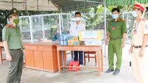 Kiểm tra công tác khai báo qua phần mềm quản lý công dân vùng dịch