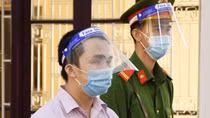 Giấu ma túy trong thú nhồi bông, lãnh án 16 năm tù