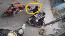 Bắt nhanh tên cướp giật “hụt” túi xách khiến nạn nhân đập mặt xuống đường