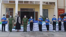 Công an phường đông dân nhất nước trao hơn 10 tấn lương thực cho người gặp khó khăn