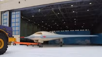 Lộ diện nguyên mẫu đầu tiên siêu UAV tấn công Okhotnik của Nga