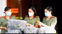 Công an các tỉnh miền Tây hỗ trợ nông dân tiêu thụ trái cây