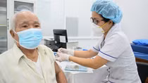 Công điện về tăng cường rà soát công tác tiêm vaccine, quản lý, điều trị người mắc COVID-19