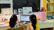 Thêm nhiều địa phương cho học sinh quay lại học trực tuyến vì dịch bệnh